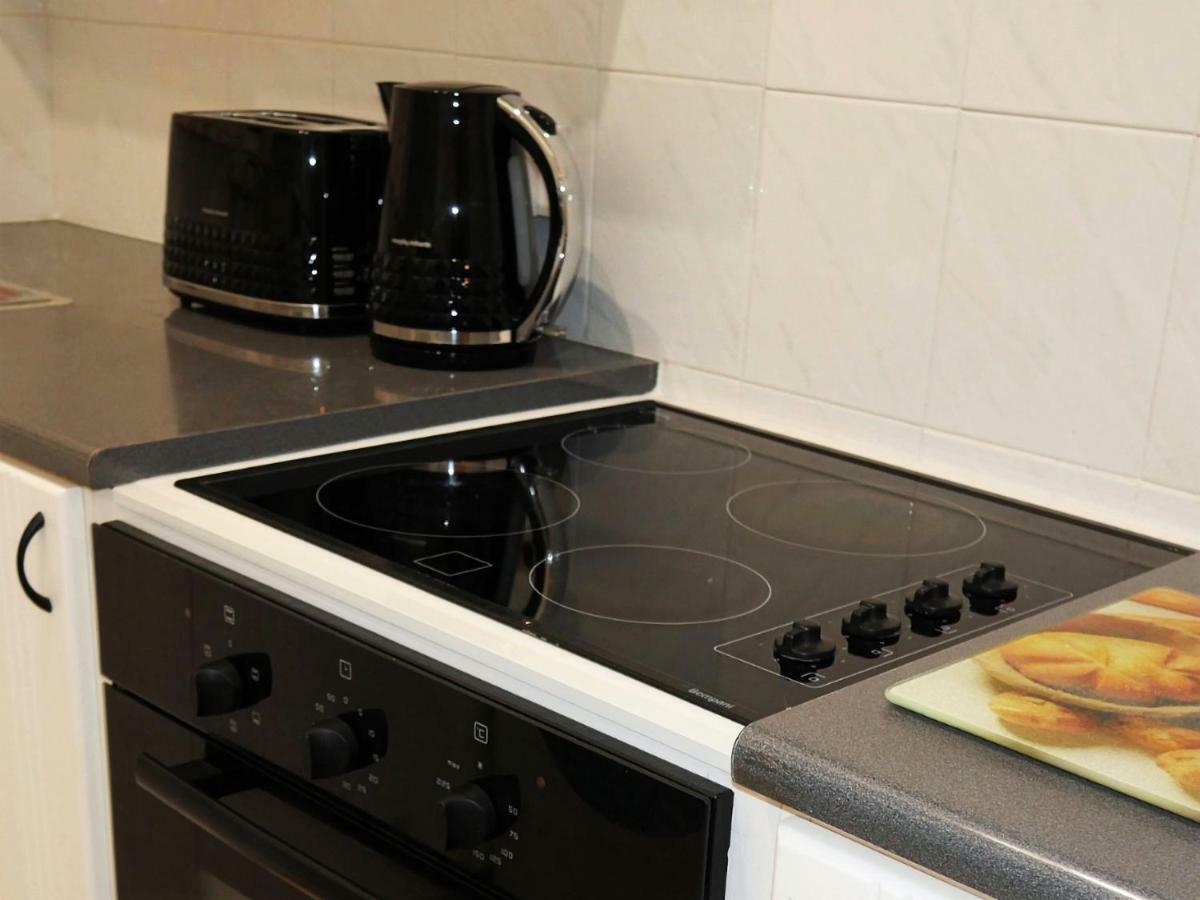 Easystay Two Bedroom Apartment Larnaca Bagian luar foto