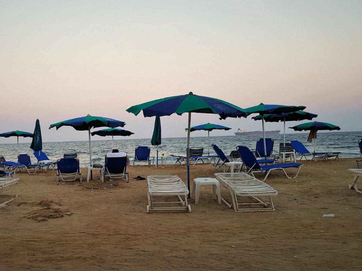 Easystay Two Bedroom Apartment Larnaca Bagian luar foto